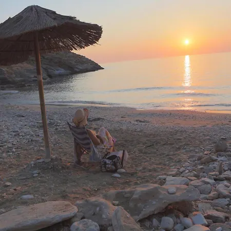 Seaside Luxury In Keas Cycladic Gem Apartment *