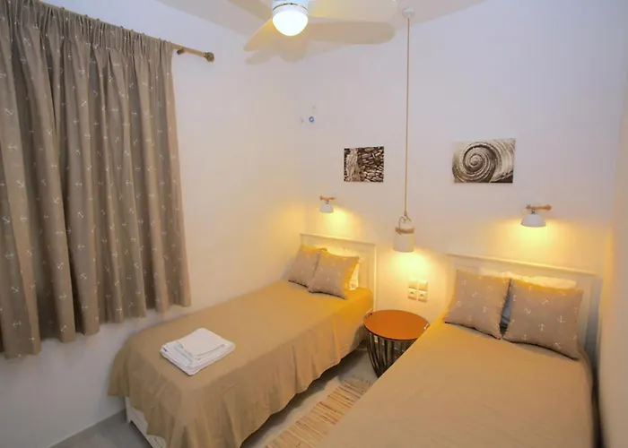 Seaside Luxury In Keas Cycladic Gem アパート Korissia